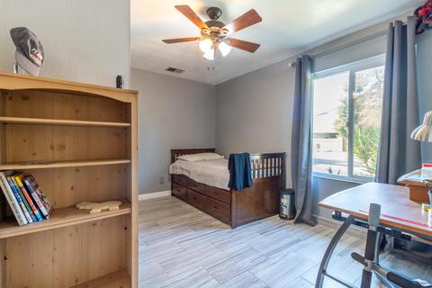 111 E Gannon Dr, Tulare, CA 93274 photo 32