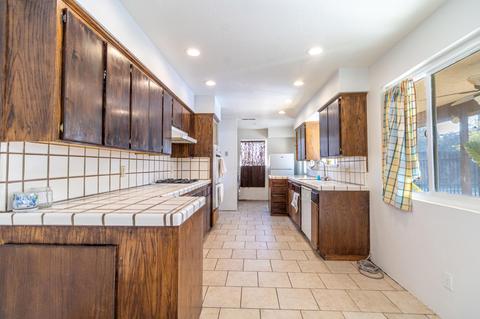 111 E Gannon Dr, Tulare, CA 93274 photo 11