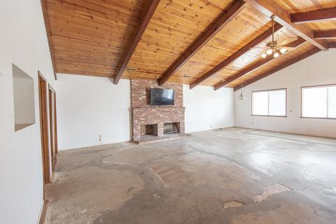 598 E Chevy Chase Dr, Tulare, CA 93274 photo 53