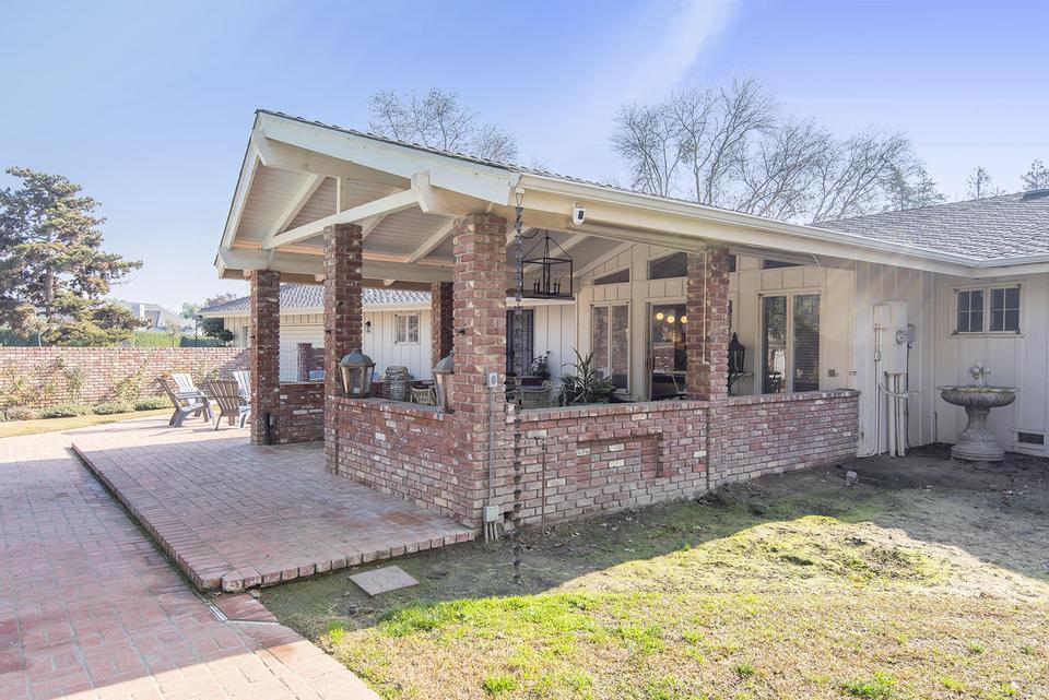  598 E Chevy Chase Dr, Tulare, CA 93274 photo 45