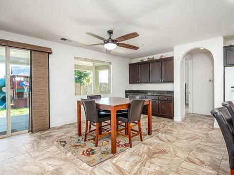712 Arlington Pl, Lemoore, CA 93245 photo 8