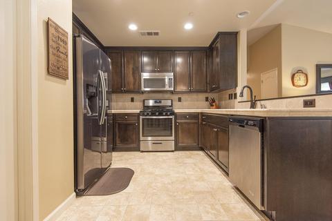 675 Blossom Ct, Exeter, CA 93221 photo 9