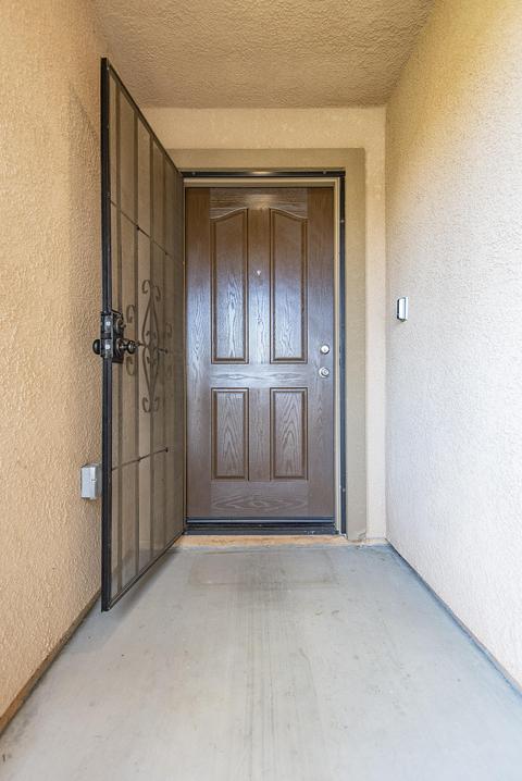 675 Blossom Ct, Exeter, CA 93221 photo 3
