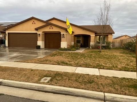 492 Alpha St, Tulare, CA 93274 photo 1