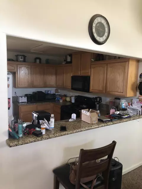 110 E Lang St, Hanford, CA 93230 photo 3