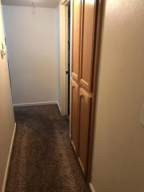 110 E Lang St, Hanford, CA 93230 photo 8