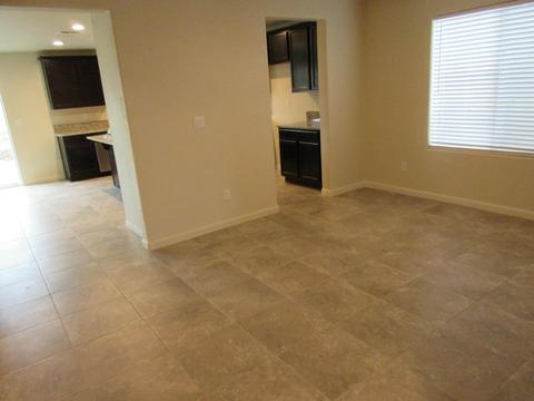 137 E Dove Ave, Visalia, CA 93291 photo 6