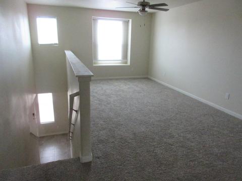 137 E Dove Ave, Visalia, CA 93291 photo 10