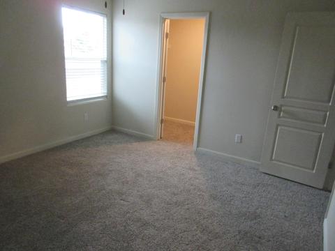 137 E Dove Ave, Visalia, CA 93291 photo 15
