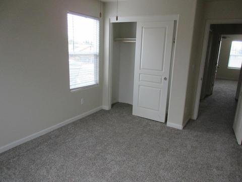 137 E Dove Ave, Visalia, CA 93291 photo 18