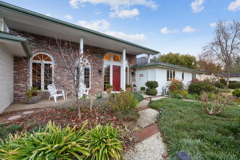 902 Orchard St, Exeter, CA 93221 photo 5