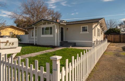 135 Portola Ave, Exeter, CA 93221 photo 3