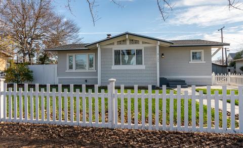 135 Portola Ave, Exeter, CA 93221 photo 1