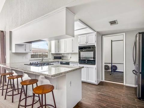 1182 Myrtle Pl, Lemoore, CA 93245 photo 6