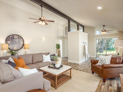 8945 E Bullard Ave, Clovis, CA 93619 photo 2
