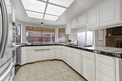 3203 E Race Ave, Visalia, CA 93292 photo 19