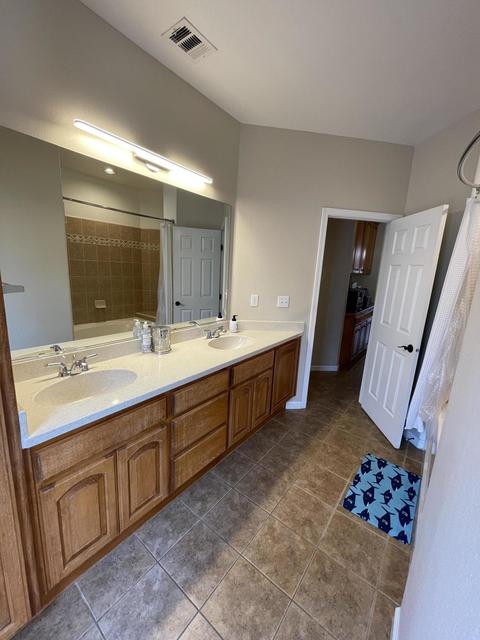 1246 E Copper Ct, Visalia, CA 93292 photo 41