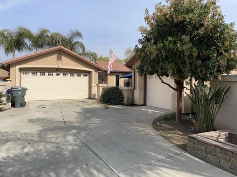 1246 E Copper Ct, Visalia, CA 93292 photo 5