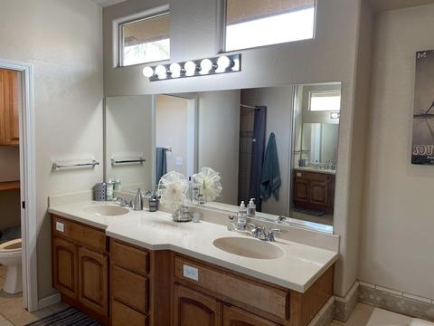 1246 E Copper Ct, Visalia, CA 93292 photo 25