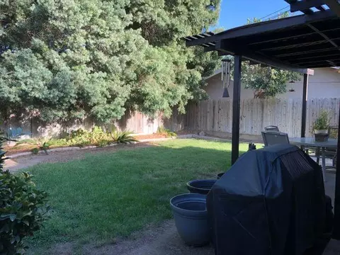 605 E Willow Ct, Tulare, CA 93274 photo 24