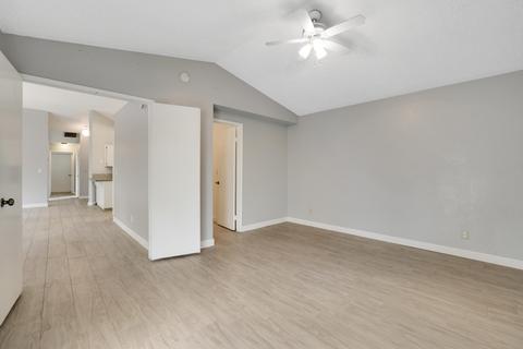 2332 E Sweet Ave, Visalia, CA 93292 photo 11