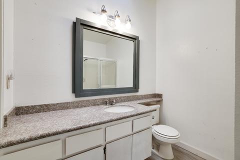 2332 E Sweet Ave, Visalia, CA 93292 photo 13