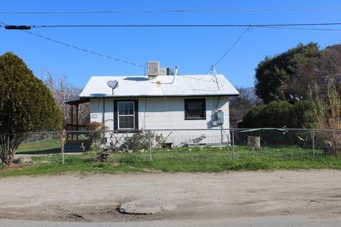 35360 Pine Dr, Springville, CA 93265 photo 1