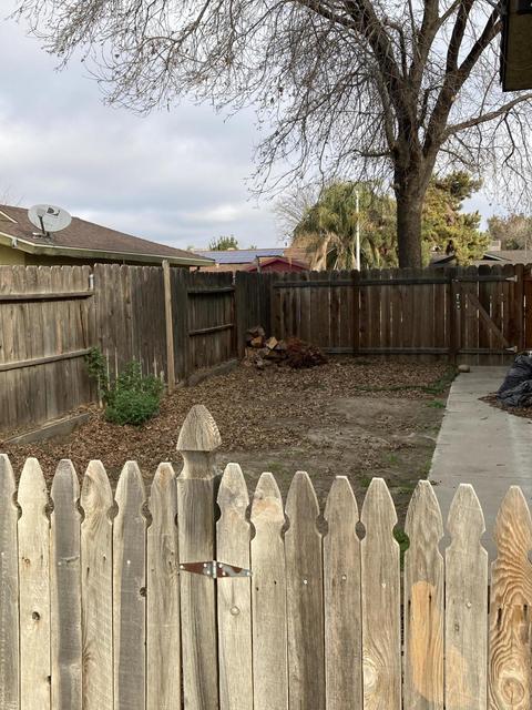833 Mike Ln, Lemoore, CA 93245 photo 29