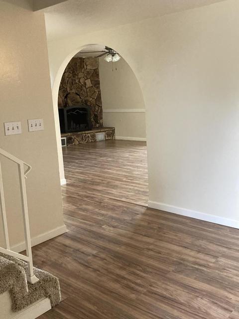 833 Mike Ln, Lemoore, CA 93245 photo 2