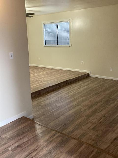 833 Mike Ln, Lemoore, CA 93245 photo 3