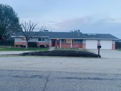 1624 E Pacific Ave, Tulare, CA 93274 photo 1