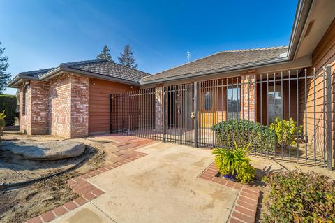 1324 E Thompson Ave, Tulare, CA 93274 photo 7