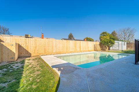 1324 E Thompson Ave, Tulare, CA 93274 photo 57