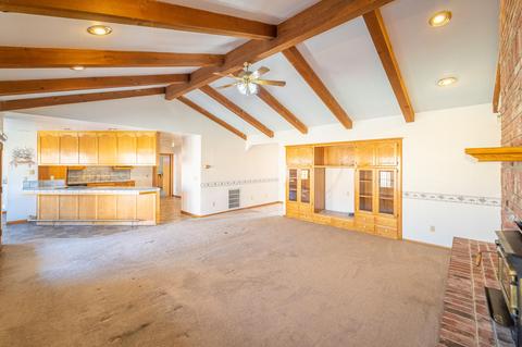 1324 E Thompson Ave, Tulare, CA 93274 photo 16