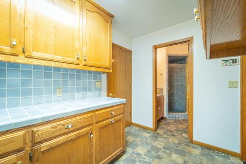 1324 E Thompson Ave, Tulare, CA 93274 photo 28