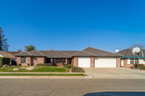 1324 E Thompson Ave, Tulare, CA 93274 photo 1