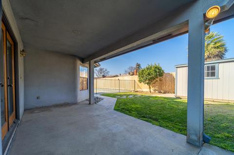 1324 E Thompson Ave, Tulare, CA 93274 photo 40