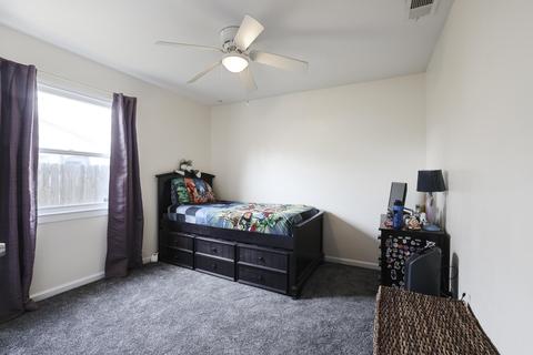 812 E Cameron St, Hanford, CA 93230 photo 20