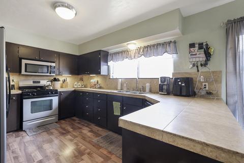 812 E Cameron St, Hanford, CA 93230 photo 10