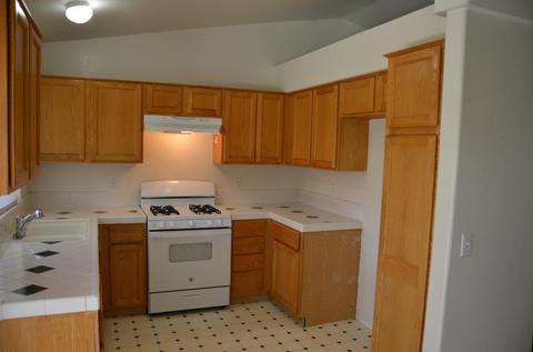 4217 E Paradise Ave, Visalia, CA 93292 photo 8