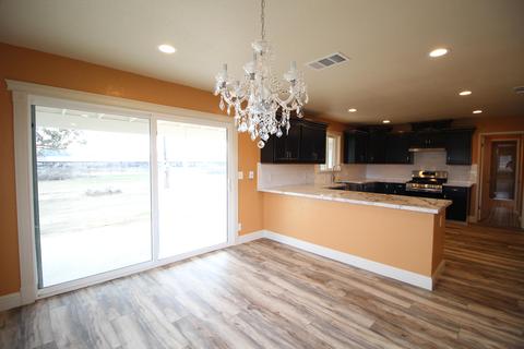 4941 E Mount Whitney Ave, Laton, CA 93242 photo 9