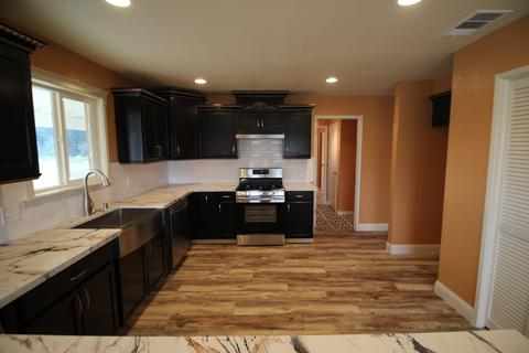 4941 E Mount Whitney Ave, Laton, CA 93242 photo 11