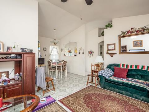 688 Keith St, Lemoore, CA 93245 photo 4