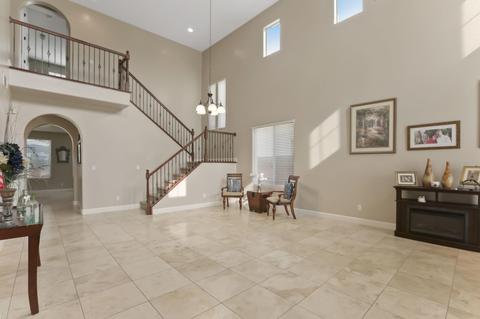 311 Hampton St, Tulare, CA 93274 photo 6