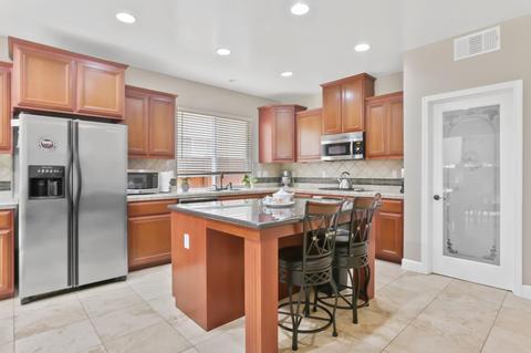 311 Hampton St, Tulare, CA 93274 photo 10