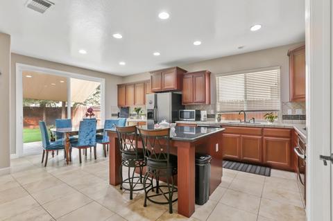 311 Hampton St, Tulare, CA 93274 photo 9