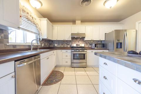 2238 E Westcott Ave, Visalia, CA 93292 photo 15