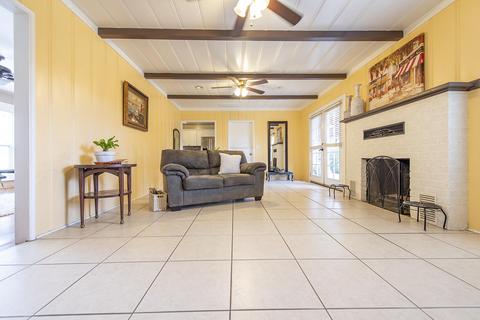 2238 E Westcott Ave, Visalia, CA 93292 photo 26