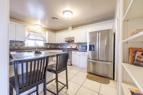 2238 E Westcott Ave, Visalia, CA 93292 photo 21
