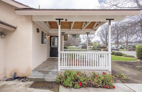 2238 E Westcott Ave, Visalia, CA 93292 photo 4